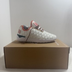 Baskets Sneakers ASFVLT Beige Sable et Marron